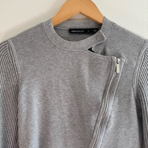 Karen Millen Gray Asymmetrical Zip Sweater size Small - Picture 4 of 6